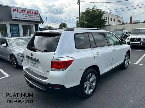Used 2012 Toyota Highlander Limited w/ Tow Pkg AWD/4WD image 15