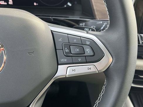New 2026 Volkswagen Atlas SE FWD image 23