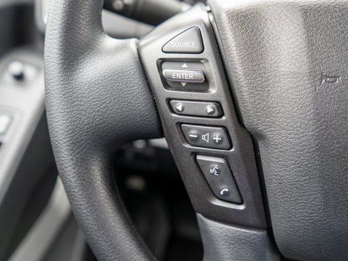 Certified 2025 Nissan Frontier SV AWD/4WD image 24