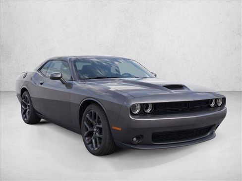 Used 2022 Dodge Challenger R/T w/ Driver Convenience Group RWD image 3