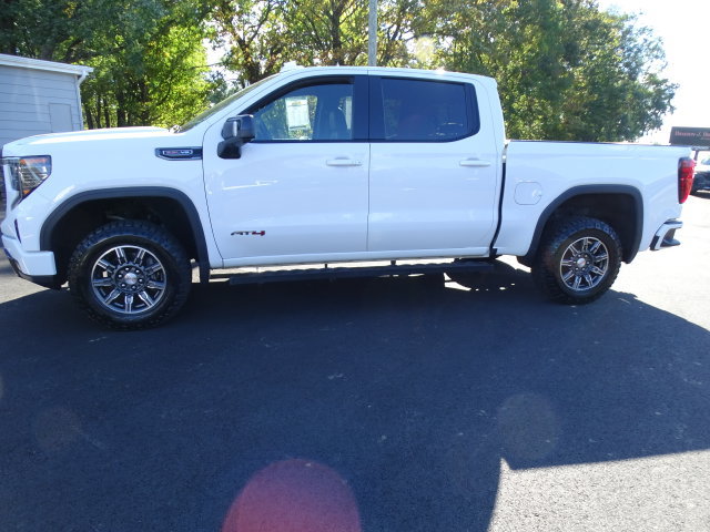 Certified 2024 GMC Sierra 1500 AT4 w/ Technology Package AWD/4WD image 18