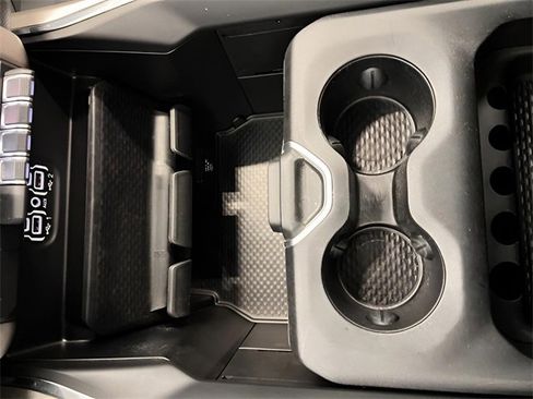 Used 2020 RAM 1500 Laramie image 28