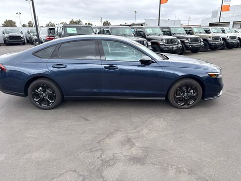 Used 2025 Honda Accord SE image 10