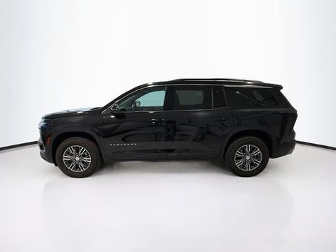 Certified 2025 Chevrolet Traverse LT image 4