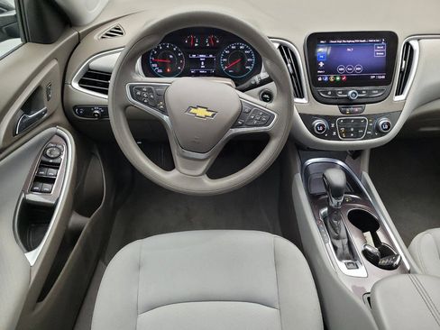 Used 2022 Chevrolet Malibu LT FWD image 22