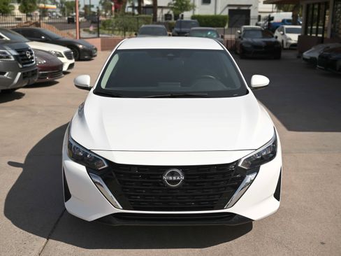 Used 2024 Nissan Sentra S FWD image 4