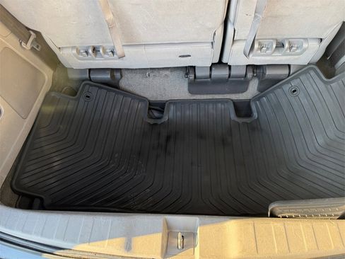 Used 2012 Honda Odyssey Touring Elite image 16