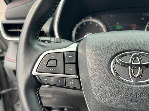 Used 2022 Toyota Highlander XSE AWD/4WD image 21