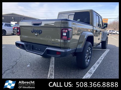 New 2026 Jeep Gladiator Sport image 5