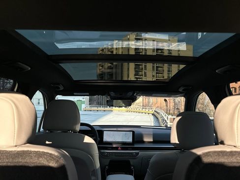 New 2026 Kia Sorento SX Prestige image 8