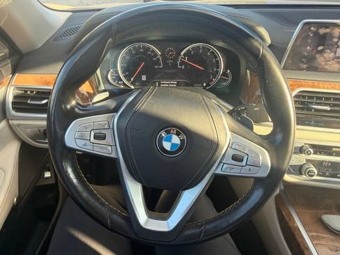 Used 2019 BMW 740i RWD image 14