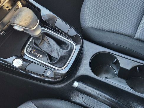 Used 2023 Kia Soul S FWD image 19