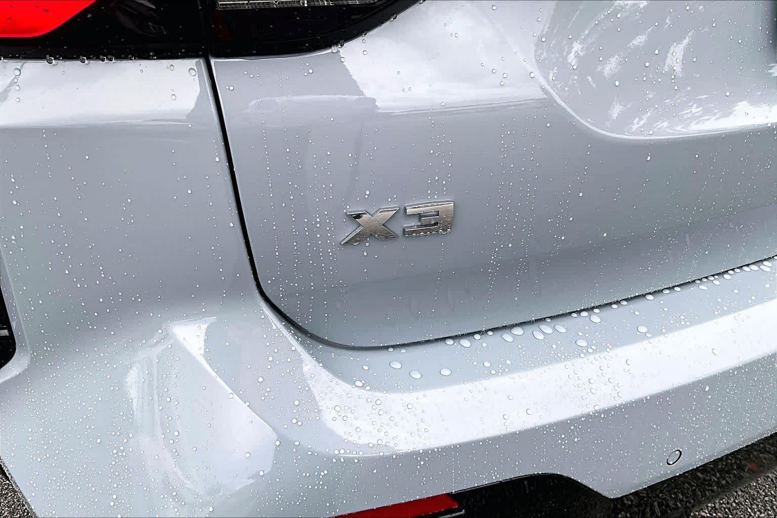 Used 2024 BMW X3 M40i AWD/4WD image 32