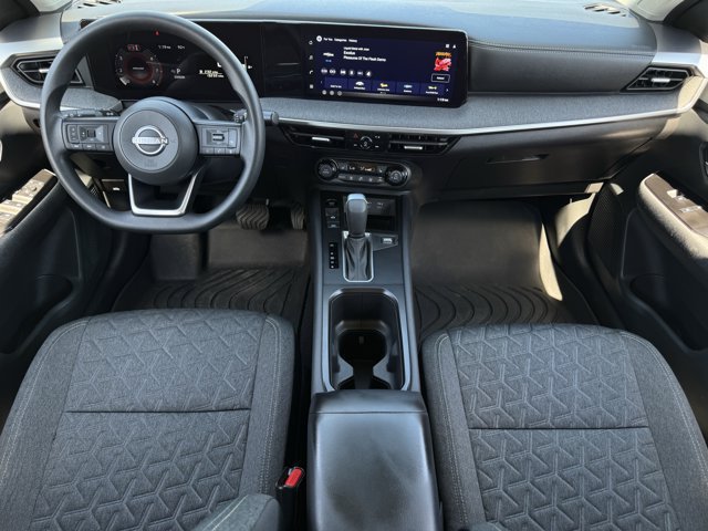 Used 2026 Nissan Kicks SV w/ SV Premium Package FWD image 11