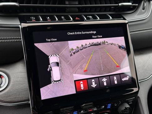 New 2025 Jeep Grand Cherokee Overland w/ Adv Protech Group III image 24