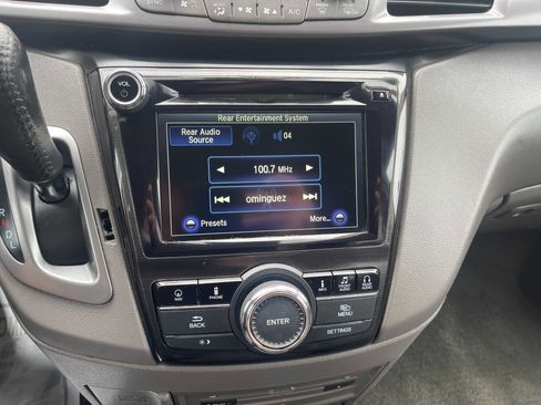 Used 2014 Honda Odyssey Touring Elite image 28