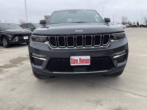 New 2025 Jeep Grand Cherokee Limited w/ Trailer Tow Package image 9