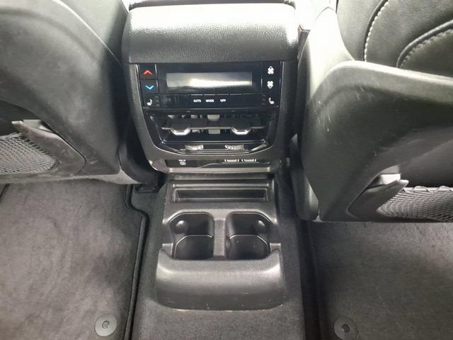 Used 2023 Jeep Grand Cherokee L Limited AWD/4WD image 13