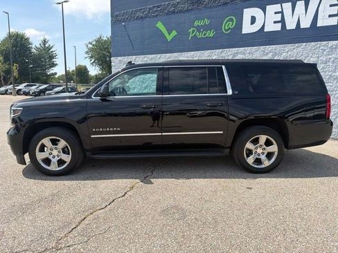 Used 2018 Chevrolet Suburban LT AWD/4WD image 2
