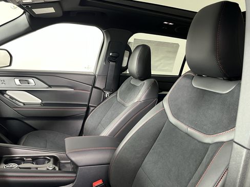 New 2026 Ford Explorer ST AWD/4WD image 18