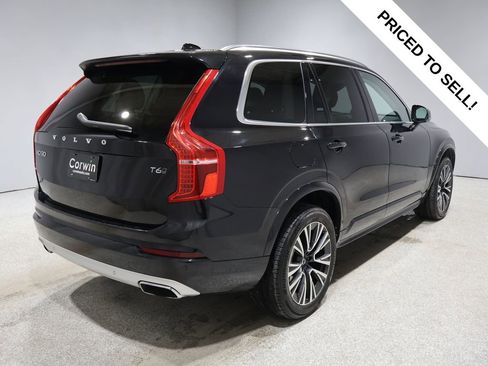 Used 2020 Volvo XC90 T6 Momentum image 2