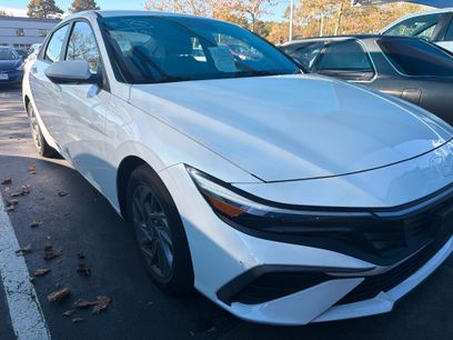 Used 2024 Hyundai Elantra SEL