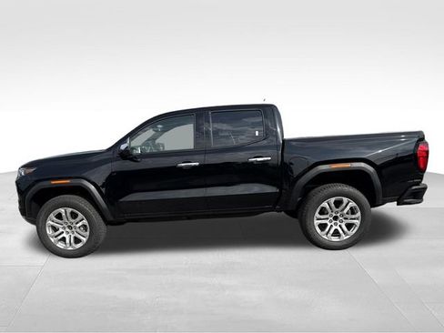 New 2026 GMC Canyon Denali w/ LPO, Denali Black Edition AWD/4WD image 2