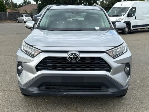 Used 2021 Toyota RAV4 XLE AWD/4WD image 8