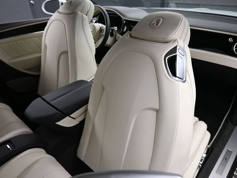 Used 2024 Bentley Continental GT AWD/4WD image 30