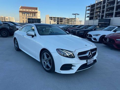 Used 2018 Mercedes-Benz E 400 Coupe image 2