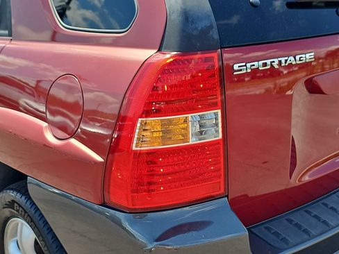 Used 2005 Kia Sportage EX AWD/4WD image 30