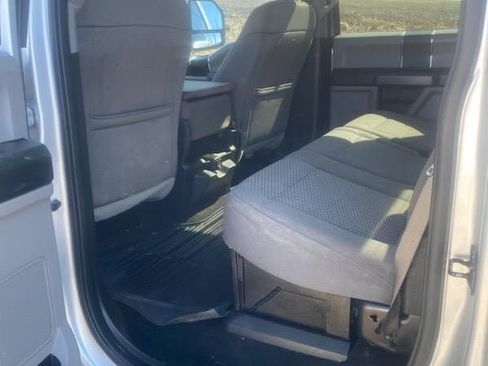Used 2018 Ford F250 XLT w/ FX4 Off-Road Package image 16