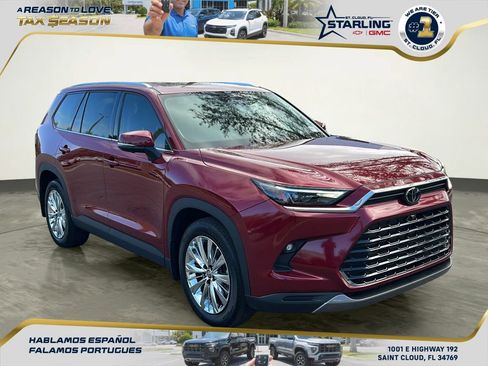 Used 2025 Toyota Grand Highlander AWD image 8
