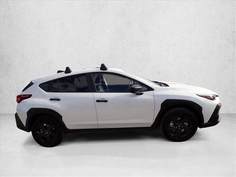 Certified 2025 Subaru Crosstrek 2.0i image 5