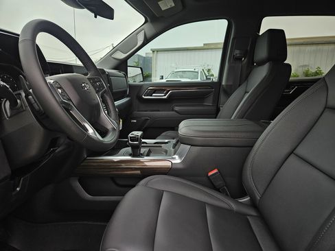 New 2026 Chevrolet Silverado 1500 LT Trail Boss w/ Safety Package AWD/4WD image 6