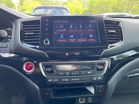 Used 2023 Honda Ridgeline Black Edition image 9