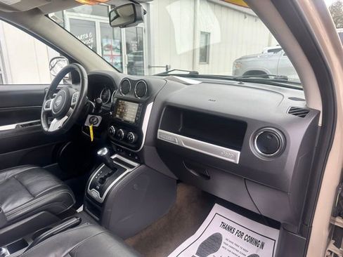 Used 2017 Jeep Compass High Altitude image 11