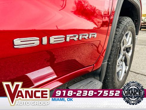 Used 2023 GMC Sierra 1500 SLT w/ SLT Premium Plus Package image 10