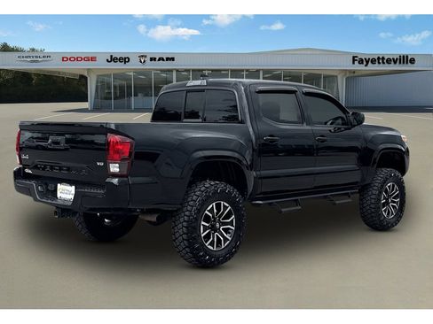 Used 2021 Toyota Tacoma SR AWD/4WD image 3