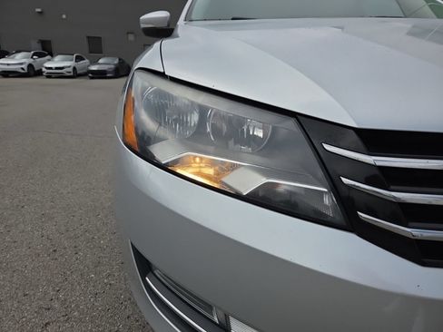 Used 2014 Volkswagen Passat TDI SEL Premium FWD image 4