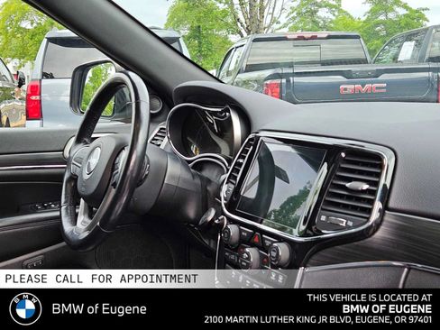 Used 2020 Jeep Grand Cherokee Limited w/ Luxury Group II AWD/4WD image 12