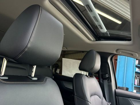 New 2026 MAZDA CX-90 3.3 Turbo w/ Preferred Package image 17