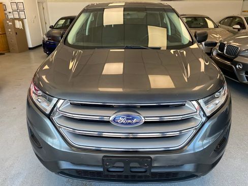 Used 2016 Ford Edge SE image 2