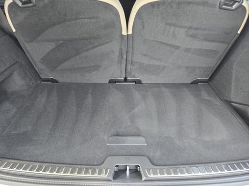 Used 2025 Volvo XC90 B5 Core image 34