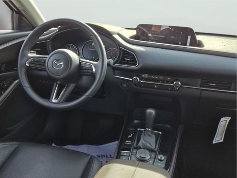 Certified 2025 MAZDA CX-30 AWD 2.5 S w/ Premium Package image 18