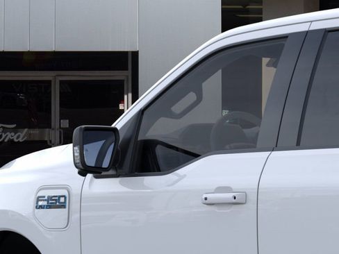New 2025 Ford F150 Lightning Flash image 20