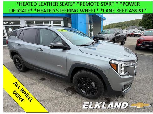 Used 2023 GMC Terrain AT4 AWD/4WD image 1