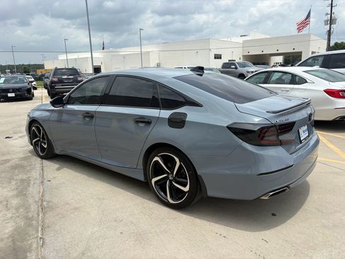 Used 2021 Honda Accord Sport Special Edition image 6