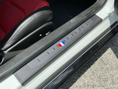 Used 2022 Chevrolet Camaro SS RWD image 19
