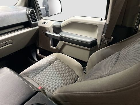 Used 2019 Ford F150 XLT w/ Equipment Group 302A Luxury image 22